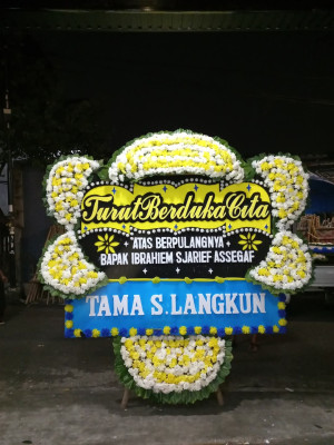 Papan Bunga Duka di Klangenan