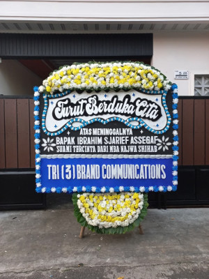Papan Bunga Duka di Klangenan
